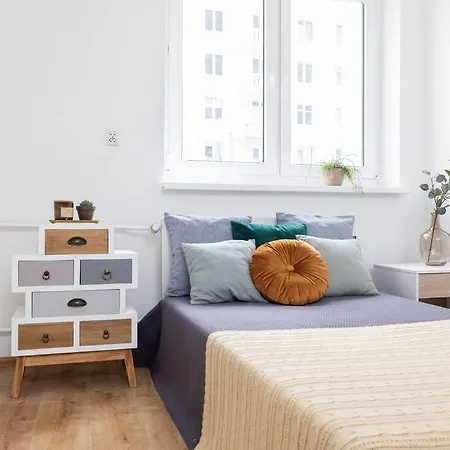 Roomsy Swietojanska Gdynia